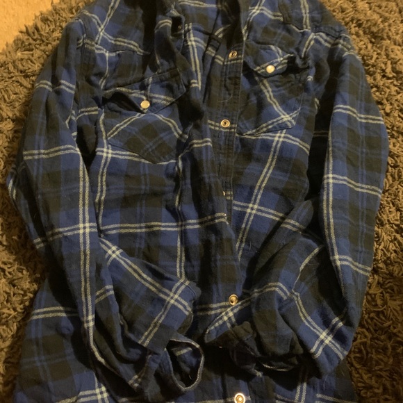 Closet clean out - Picture 7 of 17